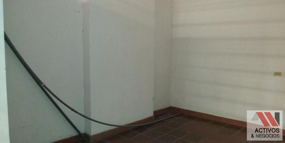 Local en venta en Loma Del Escobero, Envigado, 38 m² · foto 10 de 12