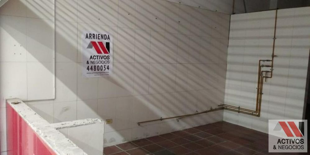 Local en venta en Loma Del Escobero, Envigado, 38 m² · foto 11 de 12