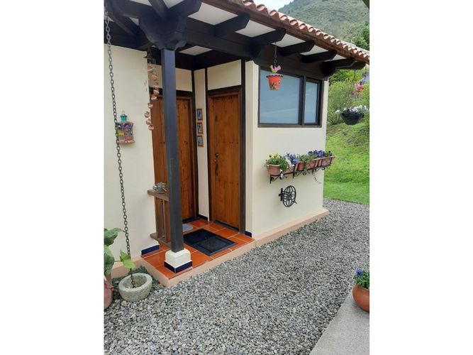 Casa de 4 alcobas en venta en Aposentos, Sopó, 230 m² · foto 12 de 19