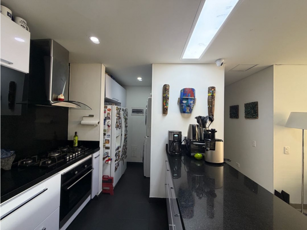 Apartamento en venta en Cedritos, Bogotá · foto 3 de 19