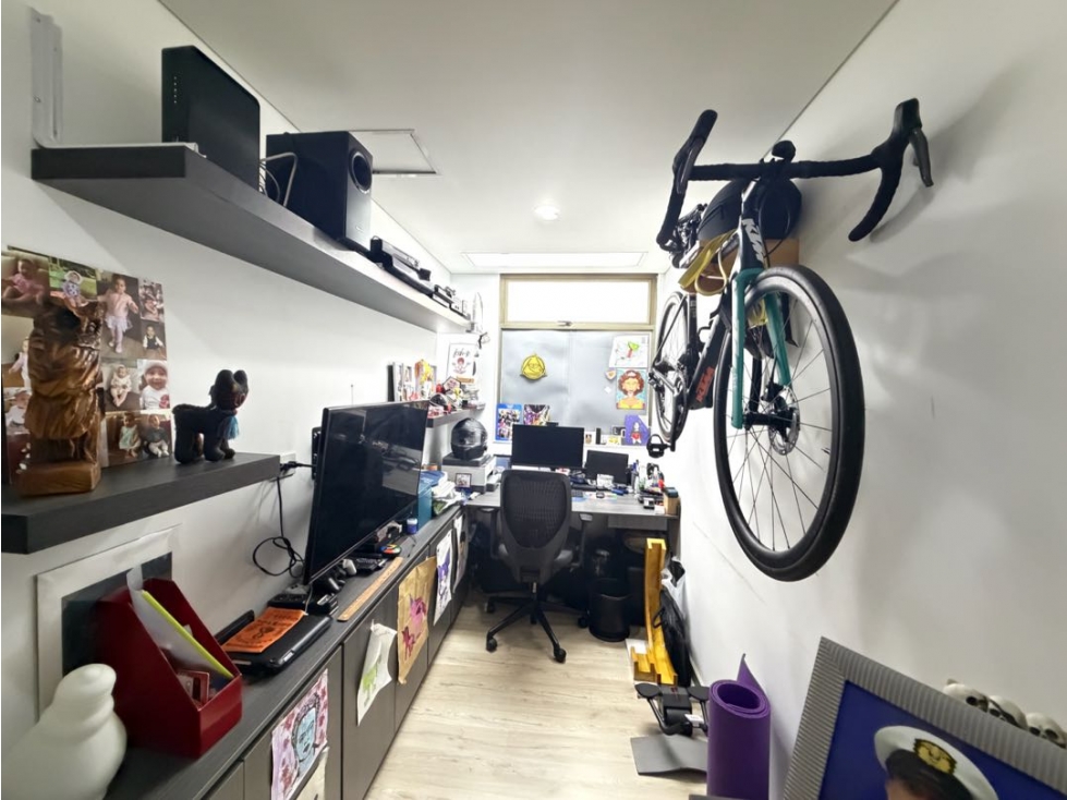 Apartamento en venta en Cedritos, Bogotá · foto 10 de 19