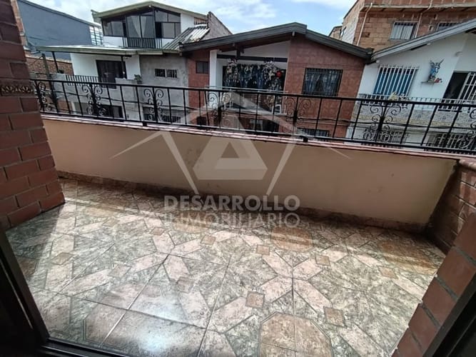 Edificio en venta en La Independencia, Itagüí, 469 m² · foto 3 de 15