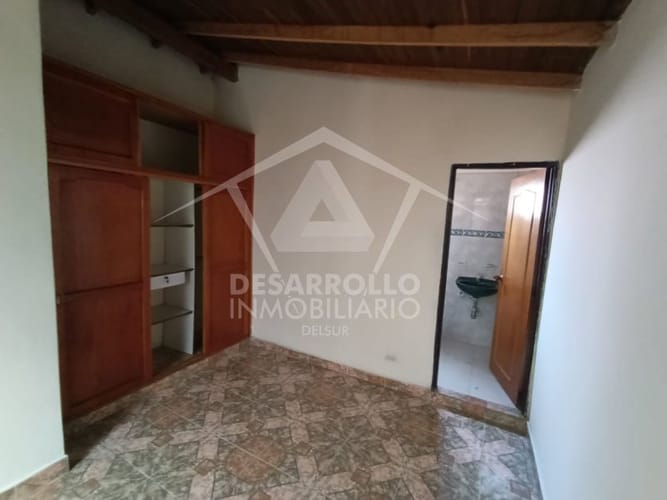 Edificio en venta en La Independencia, Itagüí, 469 m² · foto 11 de 15
