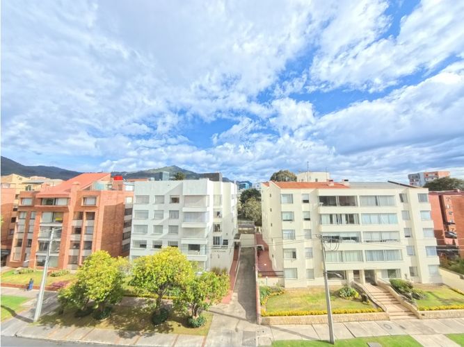 Apartaestudio en venta en Santa Barbara, Bogotá, 124 m² · foto 3 de 24