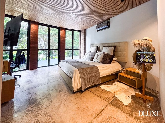 Apartamento de 3 alcobas en arriendo en Los Naranjos, Medellín, 200 m² · foto 10 de 22