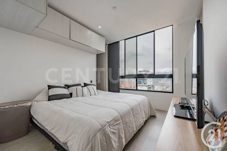 Apartamento de 3 alcobas en venta en Las Lomas, Medellín, 162 m² · foto 14 de 22