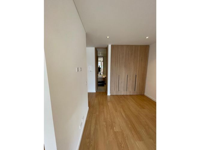 Apartaestudio en venta en El Virrey, Bogotá, 59 m² · foto 4 de 20