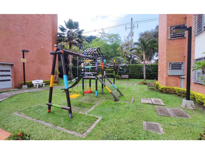 Apartamento de 4 alcobas en venta en La Hacienda, Cali, 101 m² · foto 8 de 16