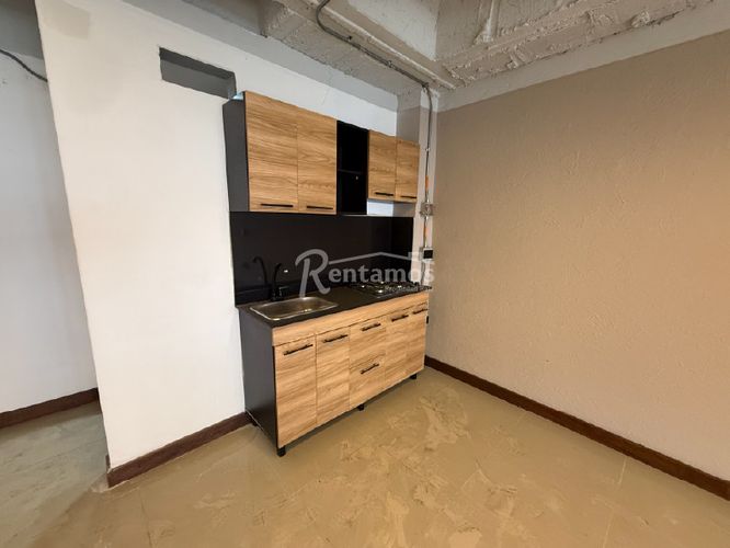 Local en arriendo en Perpetuo Socorro, Medellín, 62 m² · foto 8 de 21