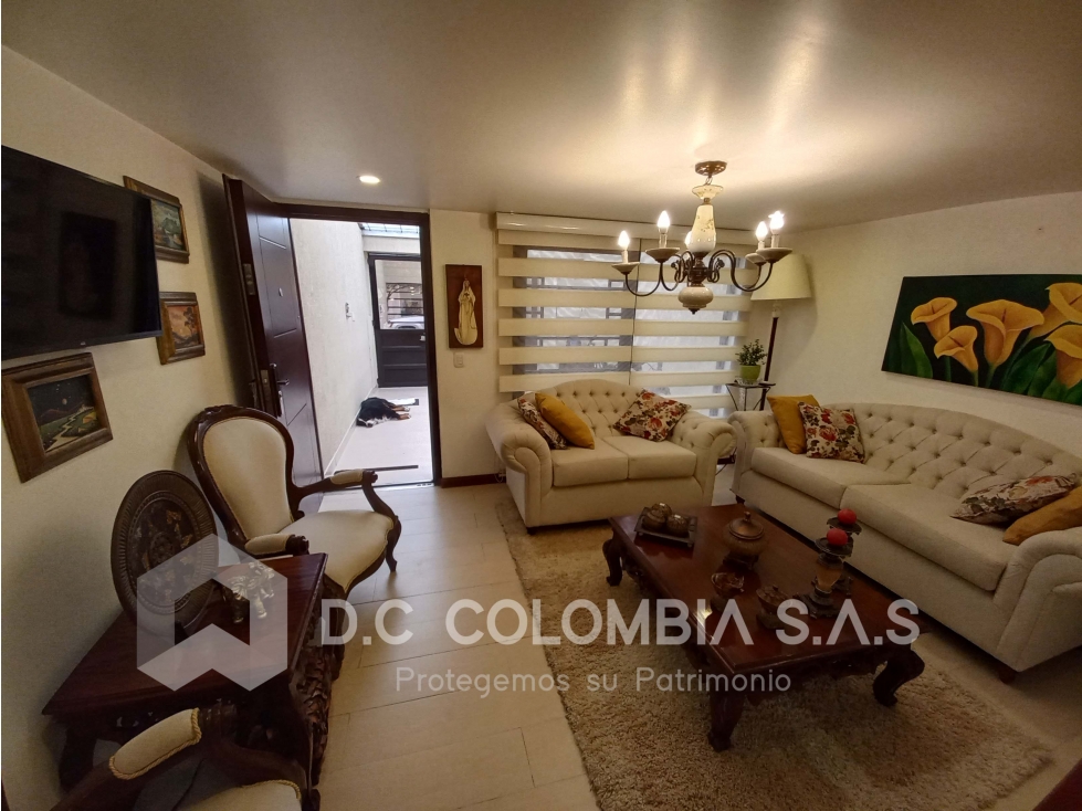 Casa en venta en Villa Alsacia 2, Bogotá · foto 4 de 24
