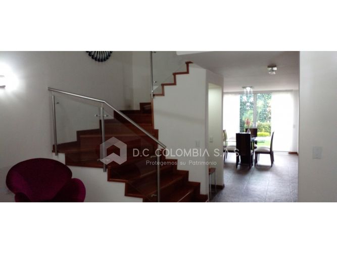 Casa de 3 alcobas en venta en Canodromo, Bogotá, 221 m² · foto 6 de 24
