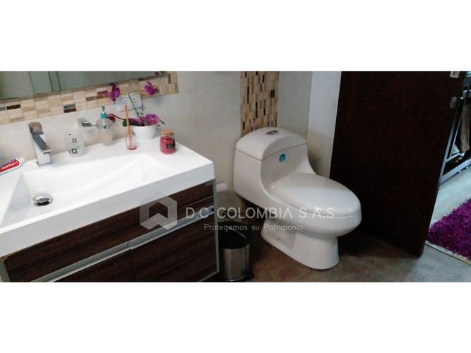 Casa de 3 alcobas en venta en Canodromo, Bogotá, 221 m² · foto 21 de 24