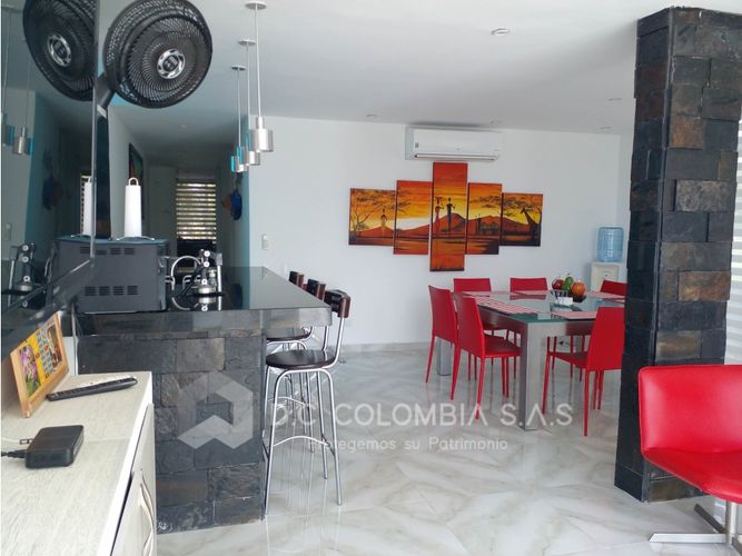 Apartamento de 2 alcobas en venta en Cn. Campestre El Peñon, Girardot, 85 m² · foto 2 de 24