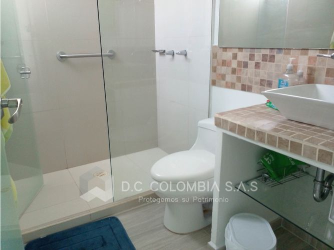 Apartamento de 2 alcobas en venta en Cn. Campestre El Peñon, Girardot, 85 m² · foto 5 de 24