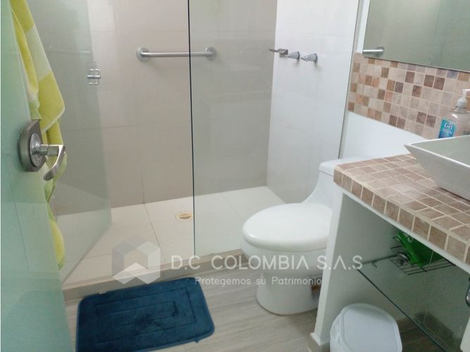 Apartamento de 2 alcobas en venta en Cn. Campestre El Peñon, Girardot, 85 m² · foto 9 de 24