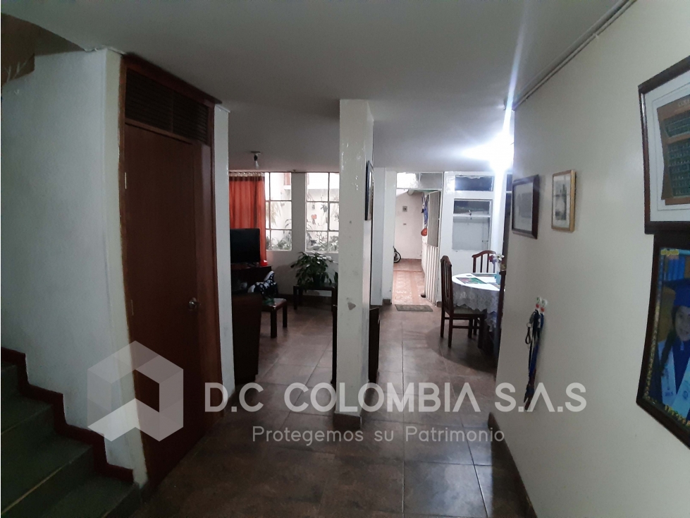 Casa en venta en Kennedy Central, Bogotá · foto 3 de 24