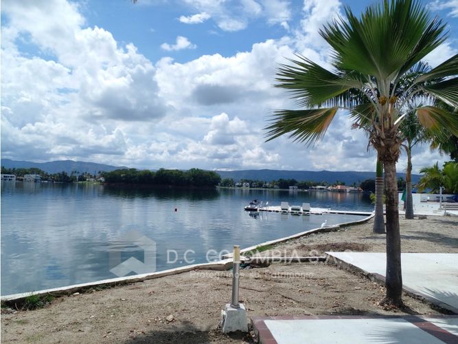 Apartamento de 2 alcobas en arriendo en Cn. Campestre El Peñon, Girardot, 85 m² · foto 21 de 24