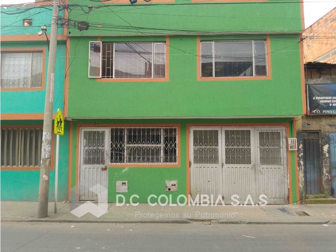 Casa de 8 alcobas en venta en El Vergel Occidental, Bogotá, 294 m² · foto 3 de 11