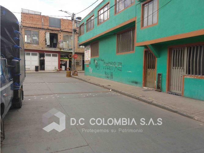Casa de 8 alcobas en venta en El Vergel Occidental, Bogotá, 294 m² · foto 4 de 11
