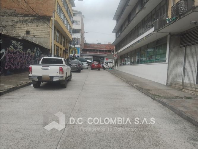 Oficina en venta en Centro, Ibagué, 245 m² · foto 21 de 24