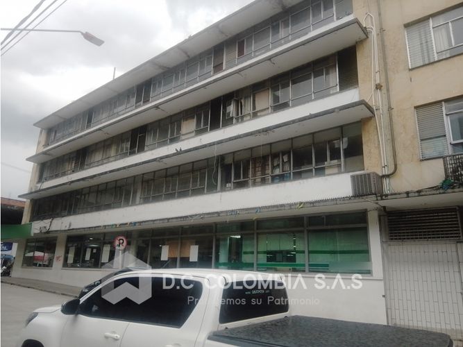 Oficina en venta en Centro, Ibagué, 245 m² · foto 22 de 24