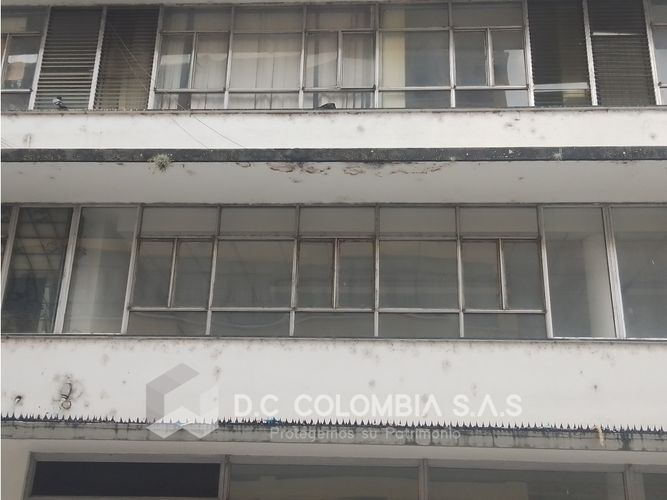 Oficina en arriendo en Centro, Ibagué, 245 m² · foto 2 de 24