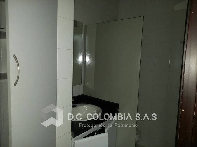 Local en venta en La Florida, Medellín, 163 m² · foto 14 de 19