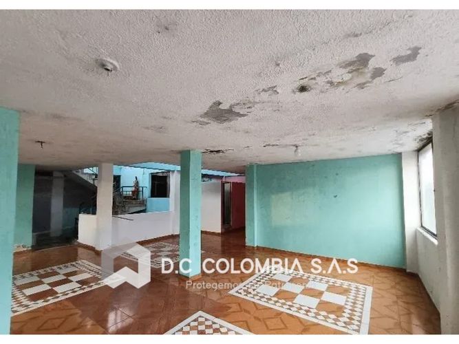 Edificio en venta en Hipodromo, Ibagué, 1185 m² · foto 5 de 6