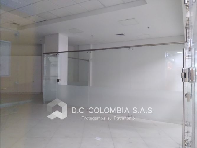Local en venta en Camparola, Itagüí, 243 m² · foto 3 de 15