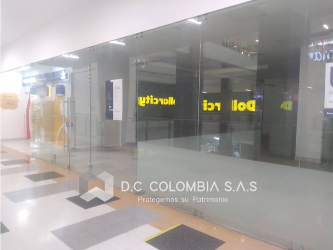 Local en venta en Camparola, Itagüí, 243 m² · foto 4 de 15