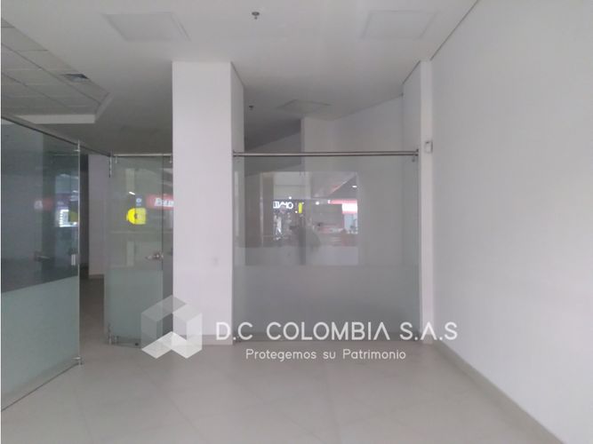 Local en venta en Camparola, Itagüí, 243 m² · foto 8 de 15