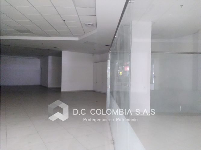 Local en venta en Camparola, Itagüí, 243 m² · foto 11 de 15
