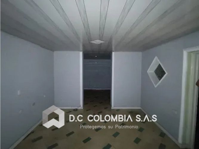 Bodega en venta en La Playa, Cúcuta, 168 m² · foto 2 de 6