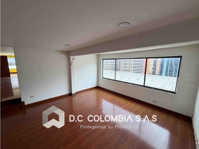 Apartamento de 5 alcobas en venta en Santa Bibiana, Bogotá, 198 m² · foto 3 de 24