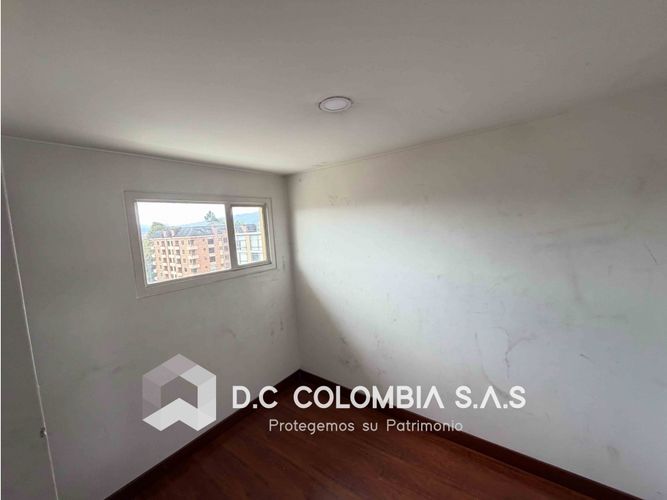 Apartamento de 5 alcobas en venta en Santa Bibiana, Bogotá, 198 m² · foto 8 de 24