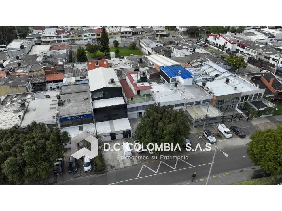 Casa en venta en Polo Club, Bogotá · foto 2 de 14