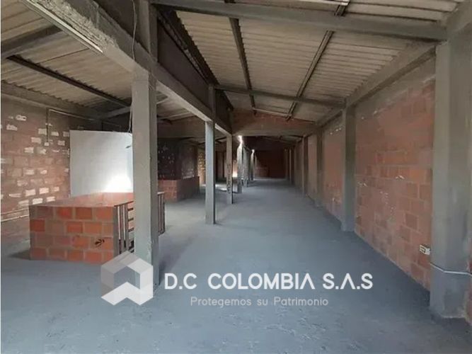 Bodega en venta en Bretaña, Cali, 566 m² · foto 13 de 14