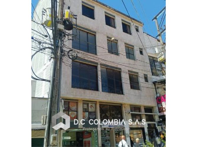 Local en venta en Centro, Rionegro, 150 m² · foto 2 de 4