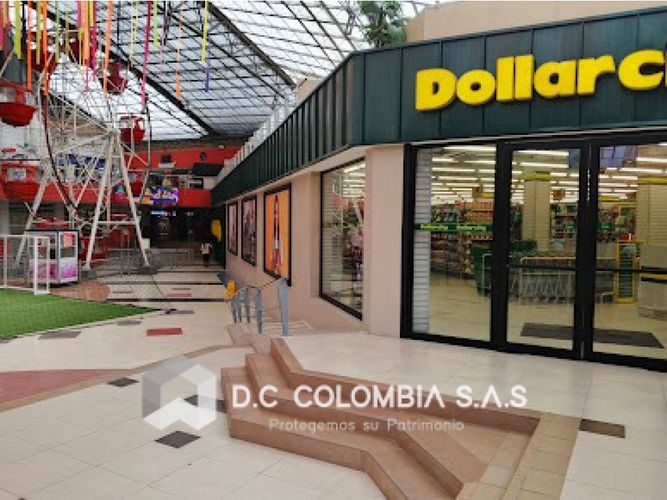 Local en venta en El Portal De Casalinda, Soacha, 142 m² · foto 4 de 6