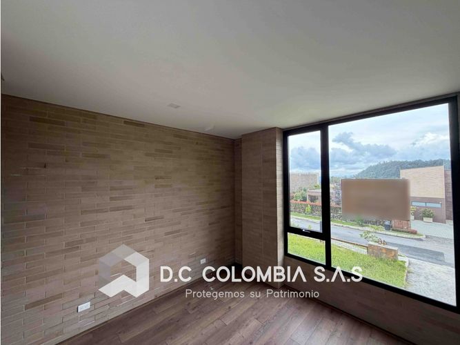 Casa de 3 alcobas en venta en Pantanillo, Medellín, 402 m² · foto 12 de 24