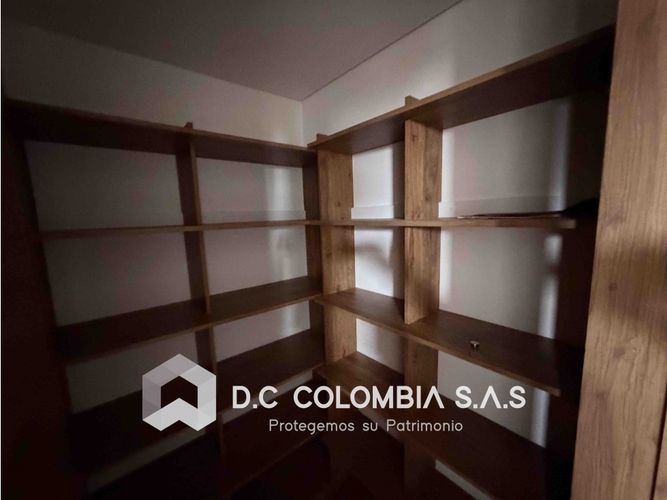 Casa de 3 alcobas en venta en Pantanillo, Medellín, 402 m² · foto 20 de 24