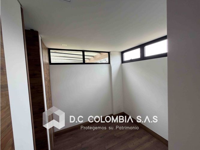 Casa de 3 alcobas en venta en Pantanillo, Medellín, 402 m² · foto 21 de 24