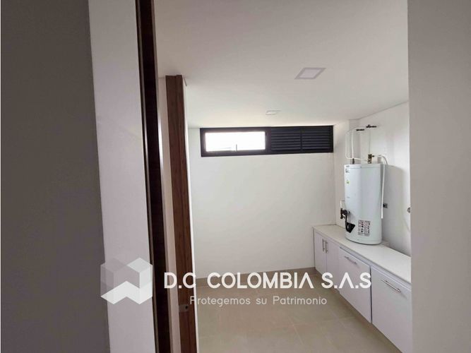 Casa de 3 alcobas en venta en Pantanillo, Medellín, 402 m² · foto 24 de 24