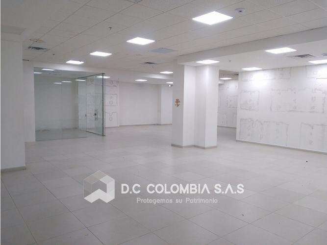 Local en venta en Neiva, 323 m² · foto 6 de 24