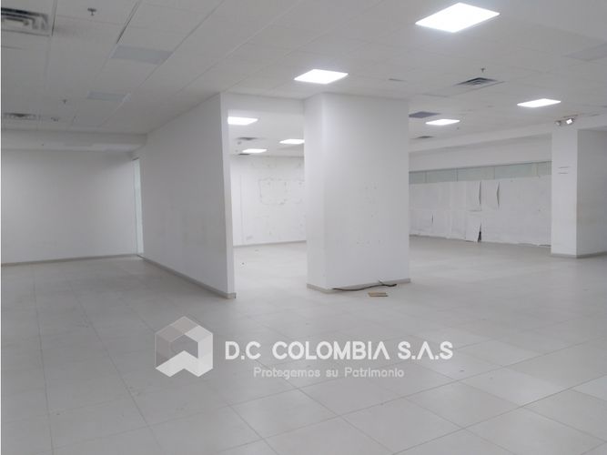 Local en venta en Neiva, 323 m² · foto 23 de 24