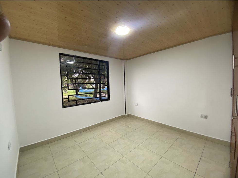 Casa en venta en Américas Central, Bogotá · foto 5 de 17