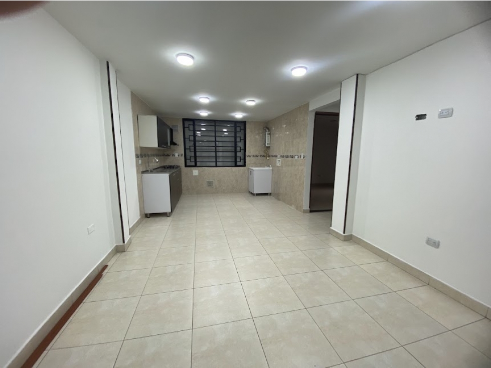Casa en venta en Américas Central, Bogotá · foto 7 de 17