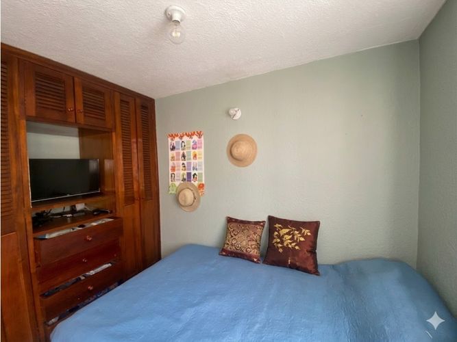 Apartamento de 3 alcobas en venta en San Francisco, Bogotá, 80 m² · foto 9 de 12