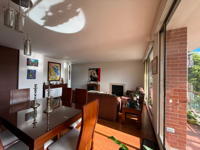 Apartamento de 3 alcobas en venta en Colina Campestre, Bogotá, 152 m² · foto 6 de 24