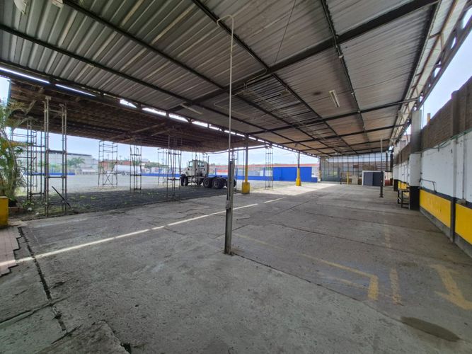 Bodega en arriendo en Cencar- Yumbo, Yumbo, 5000 m² · foto 2 de 18